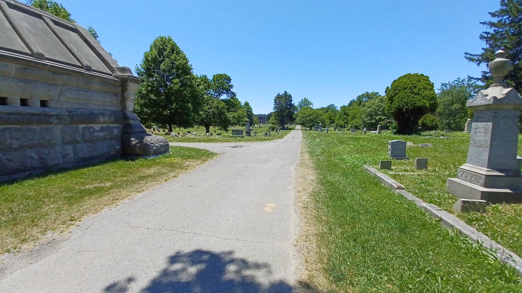 Eastern Cemetery photo 5